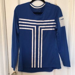 NWOT Long sleeve sport shirt